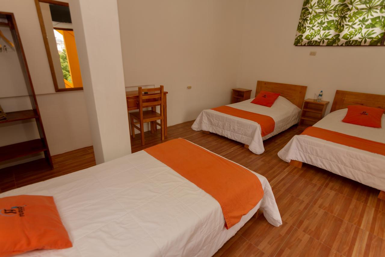Tuzco Lodge ปูแอร์โตโลเปซ ภายนอก รูปภาพ
