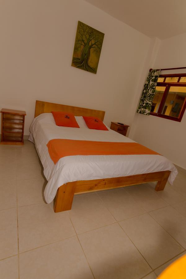Tuzco Lodge ปูแอร์โตโลเปซ ภายนอก รูปภาพ