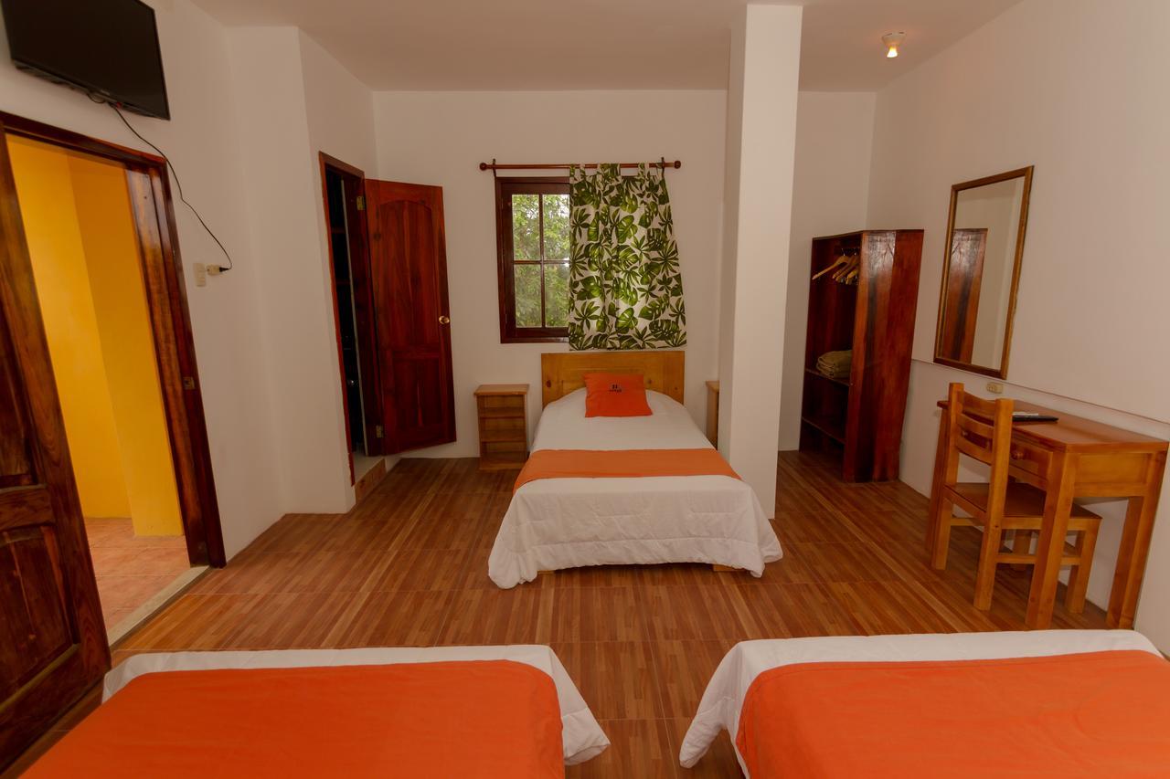 Tuzco Lodge ปูแอร์โตโลเปซ ภายนอก รูปภาพ