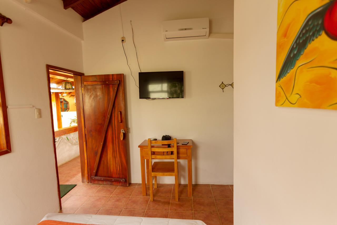 Tuzco Lodge ปูแอร์โตโลเปซ ภายนอก รูปภาพ